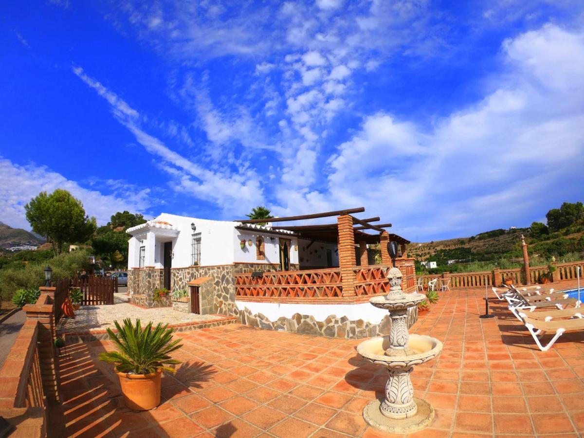 Villa Casa La Araucaria Frigiliana Exterior foto